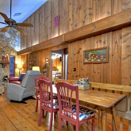 American Dream Americana Decor Close To Downtown Blue Ridge Exterior foto