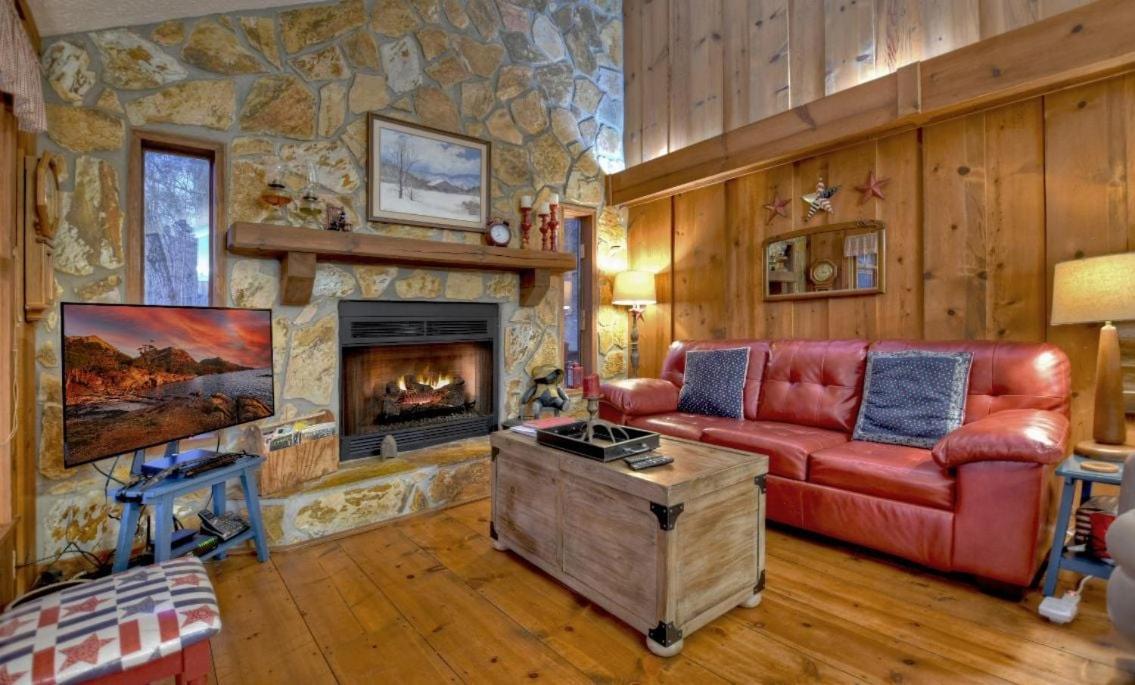 American Dream Americana Decor Close To Downtown Blue Ridge Exterior foto